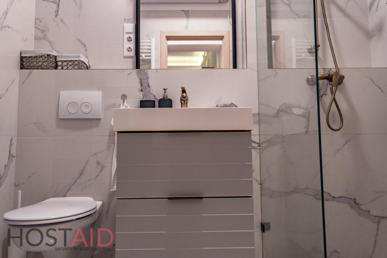 M10 Apartment - Hostaid Budapest Exteriör bild