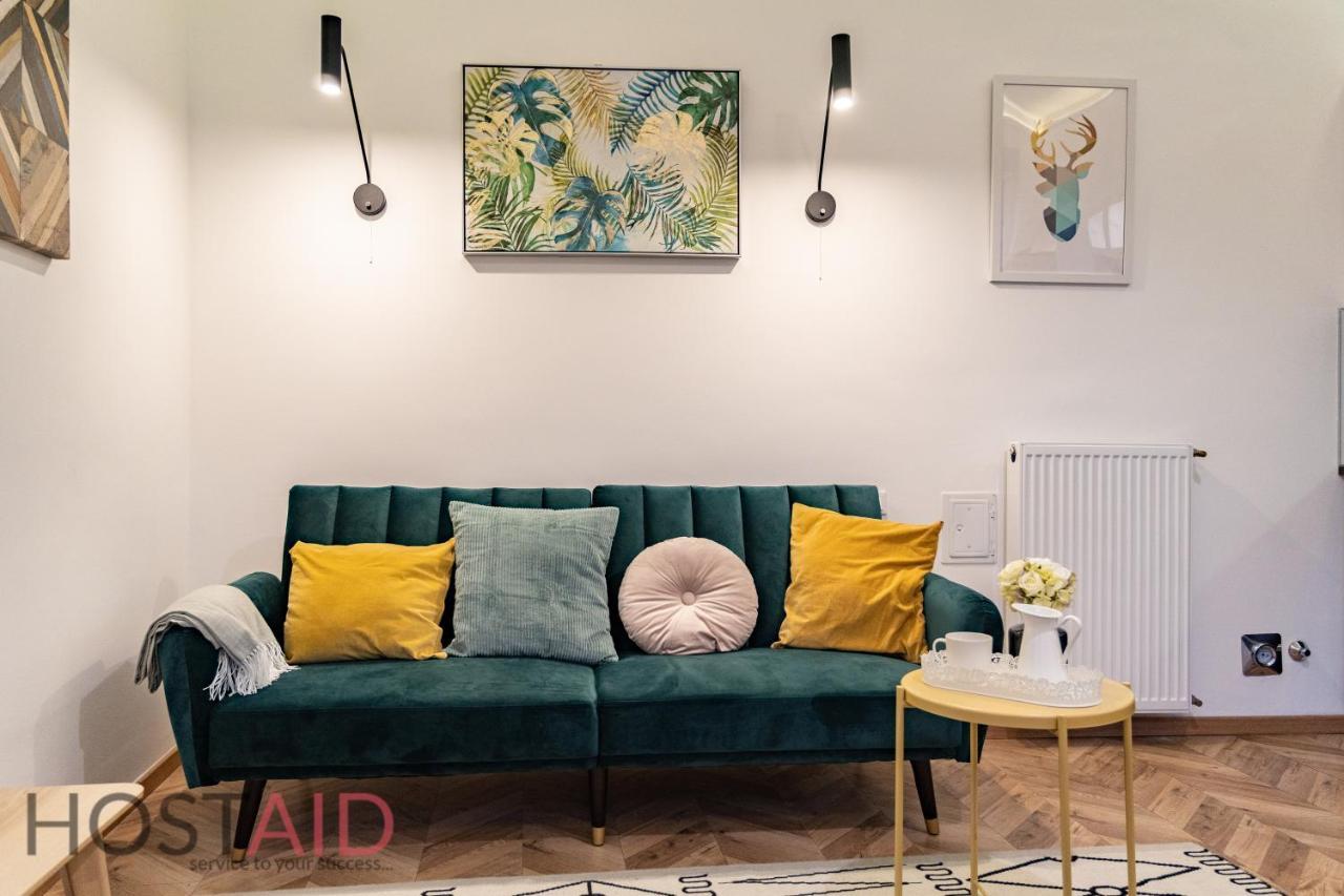 M10 Apartment - Hostaid Budapest Exteriör bild
