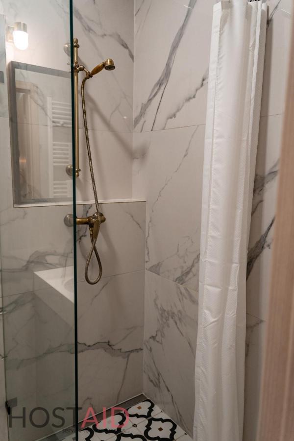 M10 Apartment - Hostaid Budapest Exteriör bild